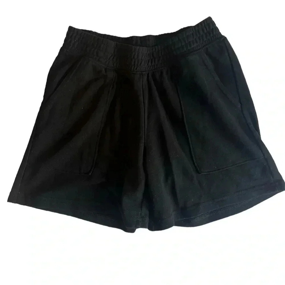 DIVIDED shorts - Size XS
